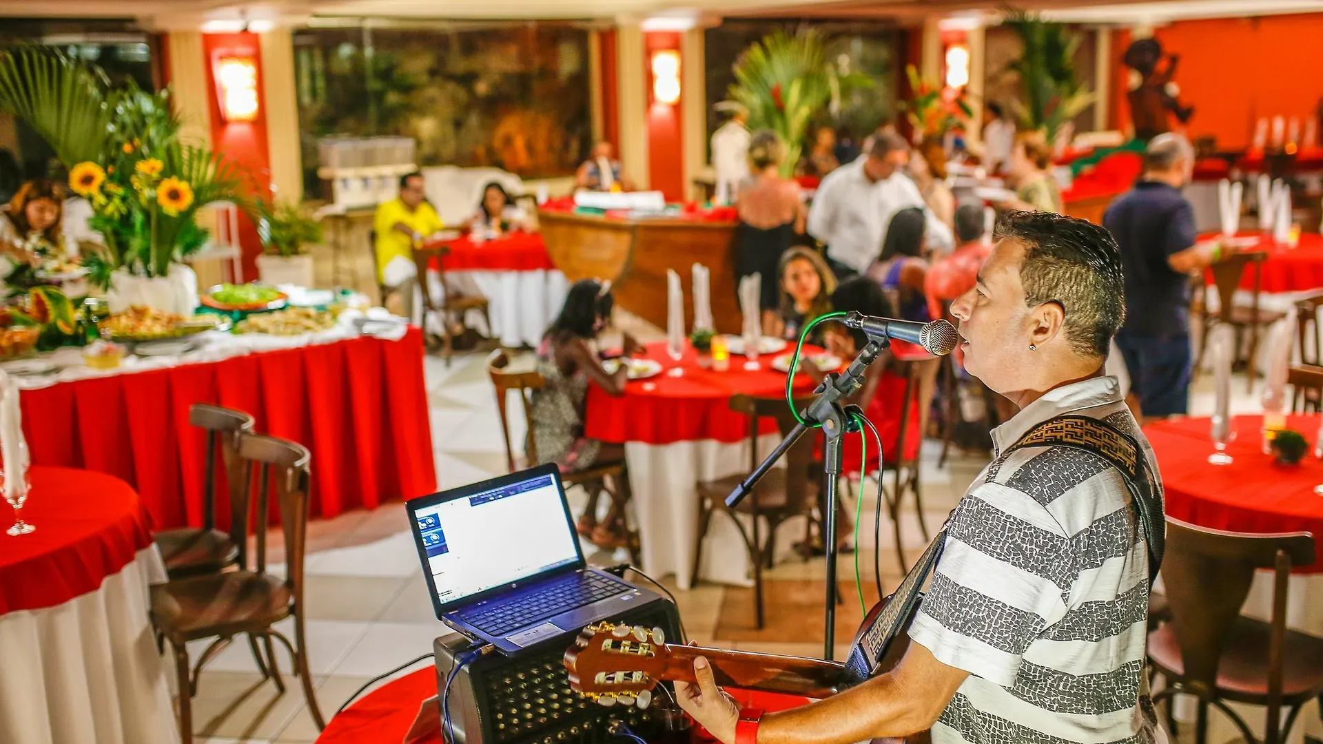 ***  Portal Beach Hotel - Rede Soberano Porto Seguro Brazil